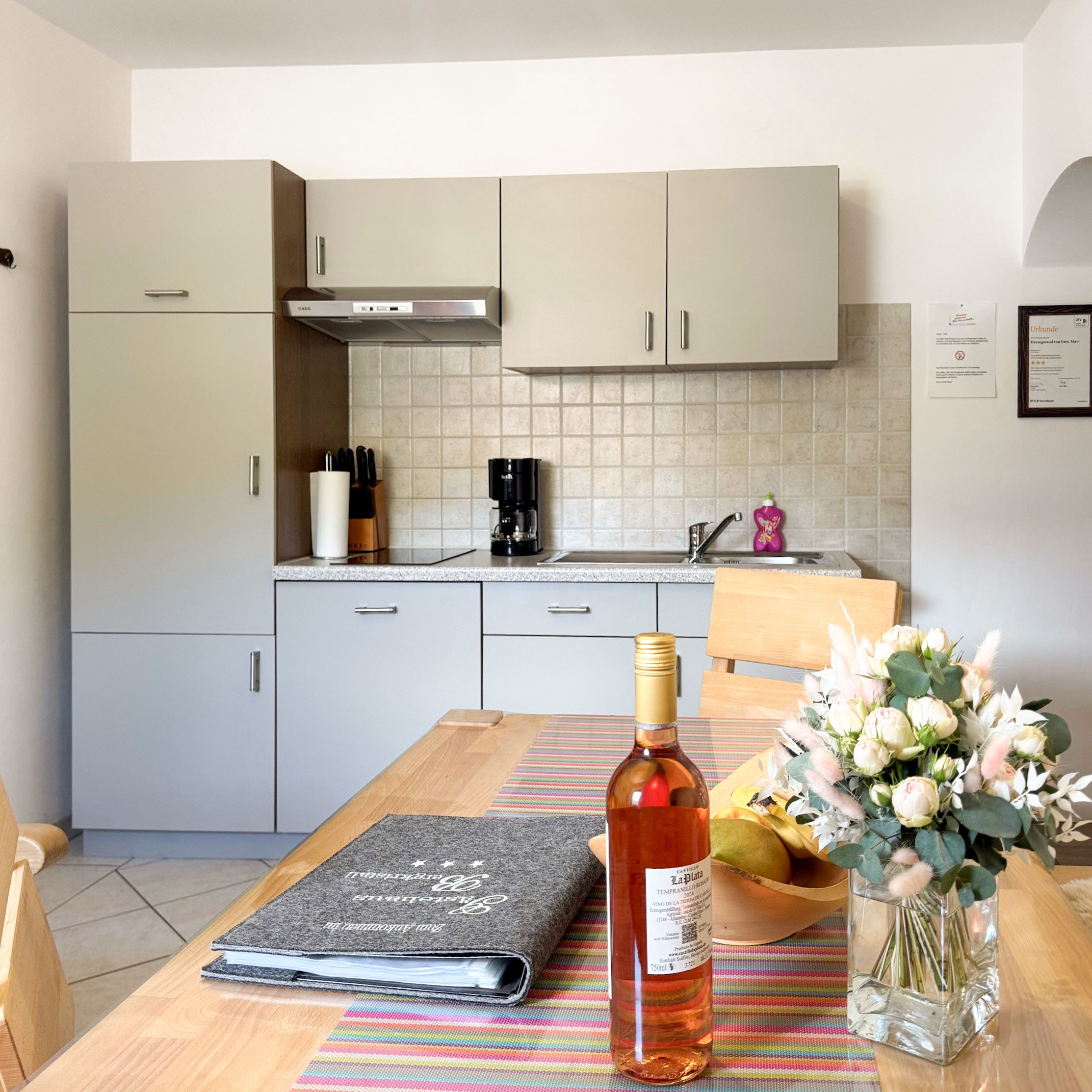 Ferienwohnung-Herzogstand-kueche-01